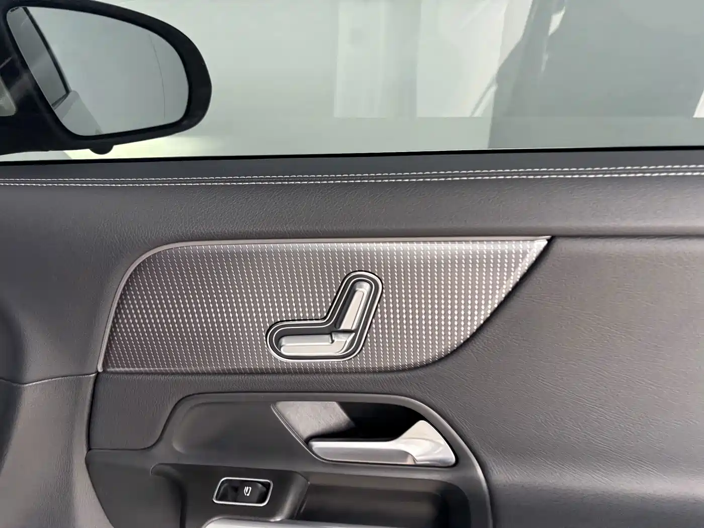 Mercedes-Benz GLA 2023 2023 GLA 220