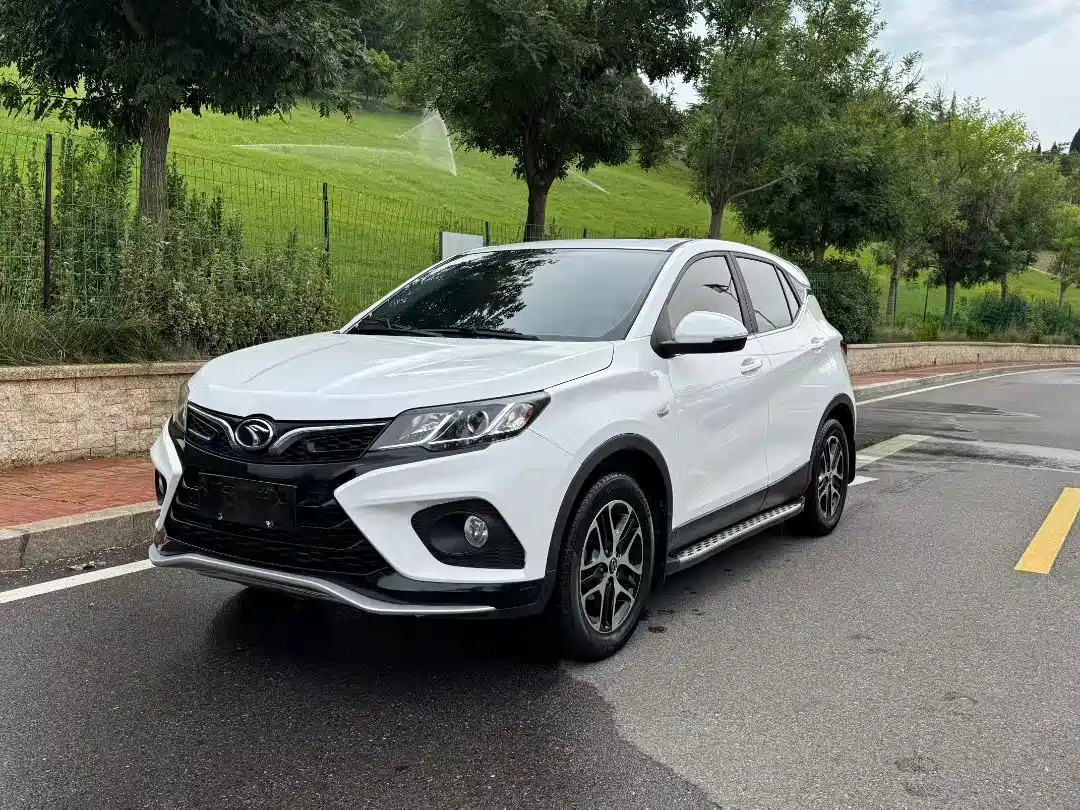 Soueast DX3 2019 2019 1.5T CVT Luxury China V