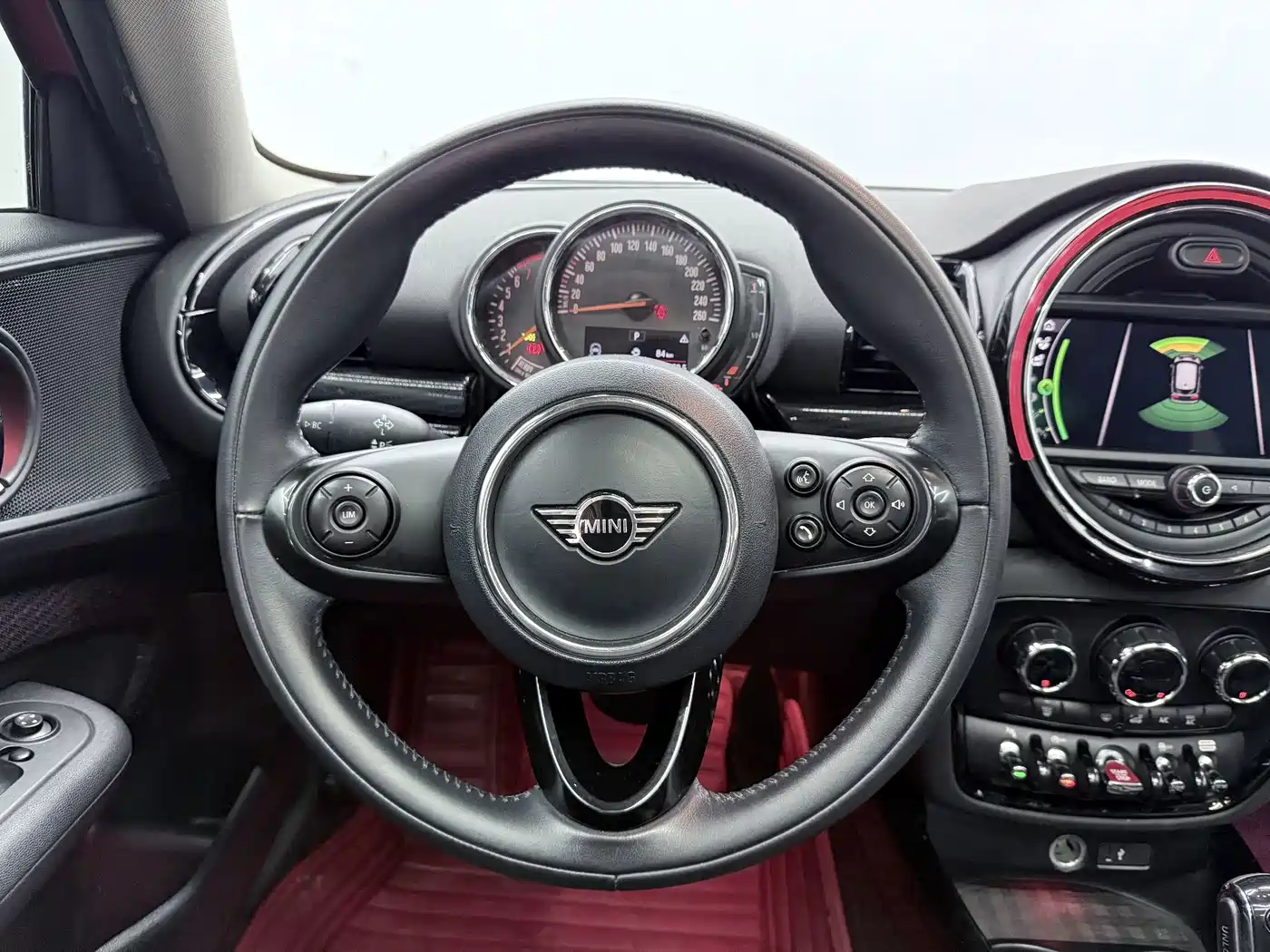 Фото 6 - MINI CLUBMAN