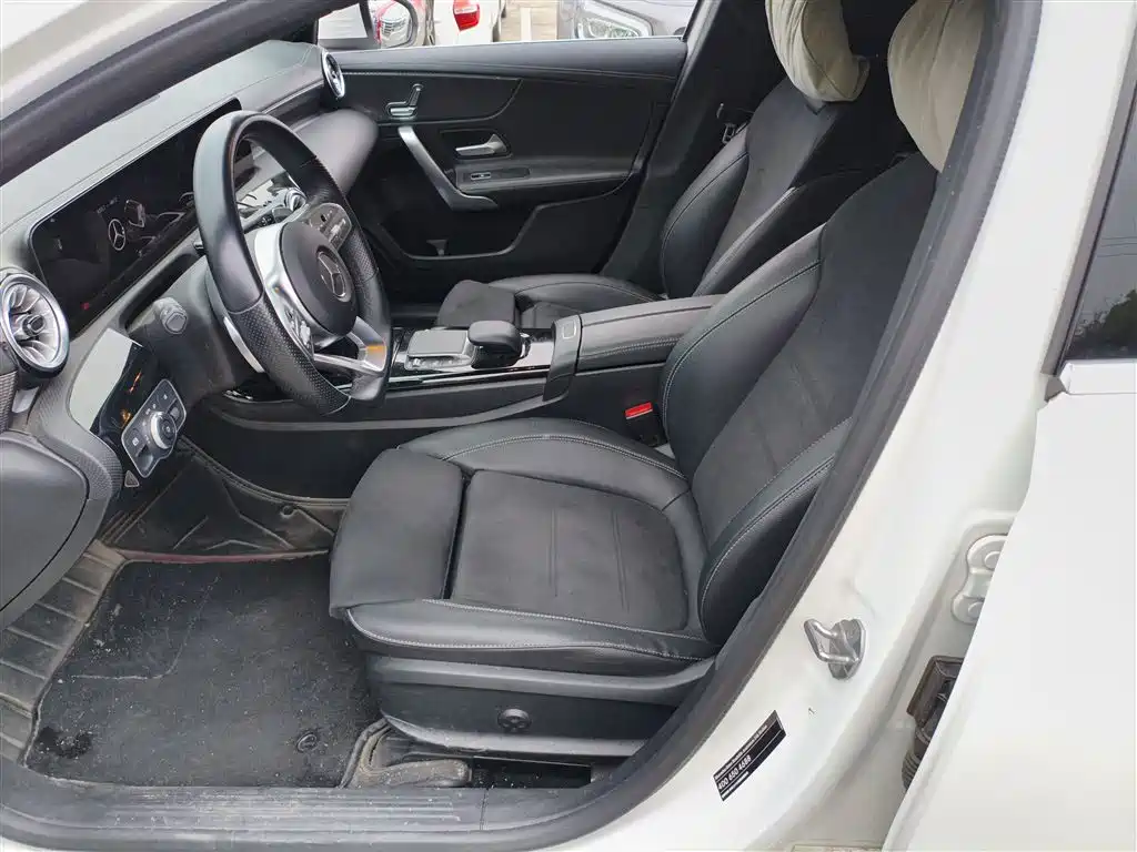 Mercedes-Benz A-Class 2022 Facelift III A 200 L Sport Sedan Fashion фото 8