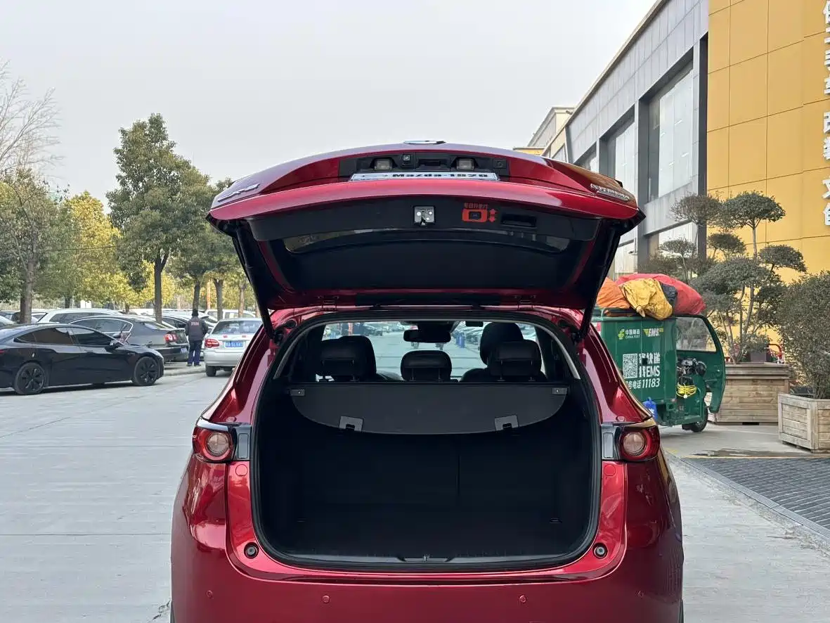 Photo 8 - Mazda CX-5