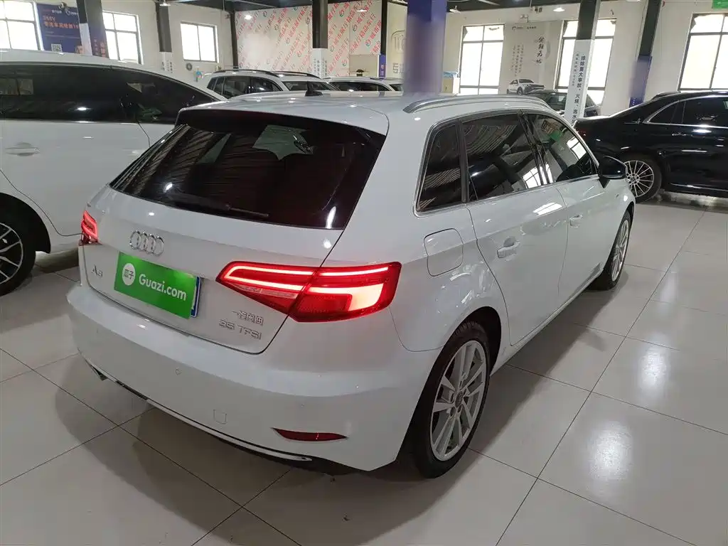 Audi A3 2019 Sportback 35 TFSI Progressive China VI фото 7