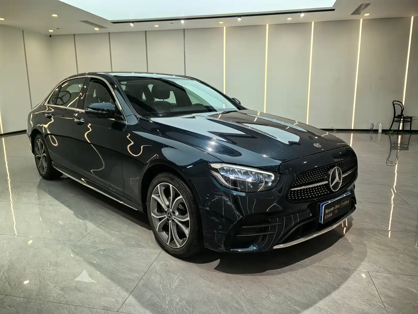 Mercedes-Benz E-Class 2023 E 300 L Sport Fashion фото 3