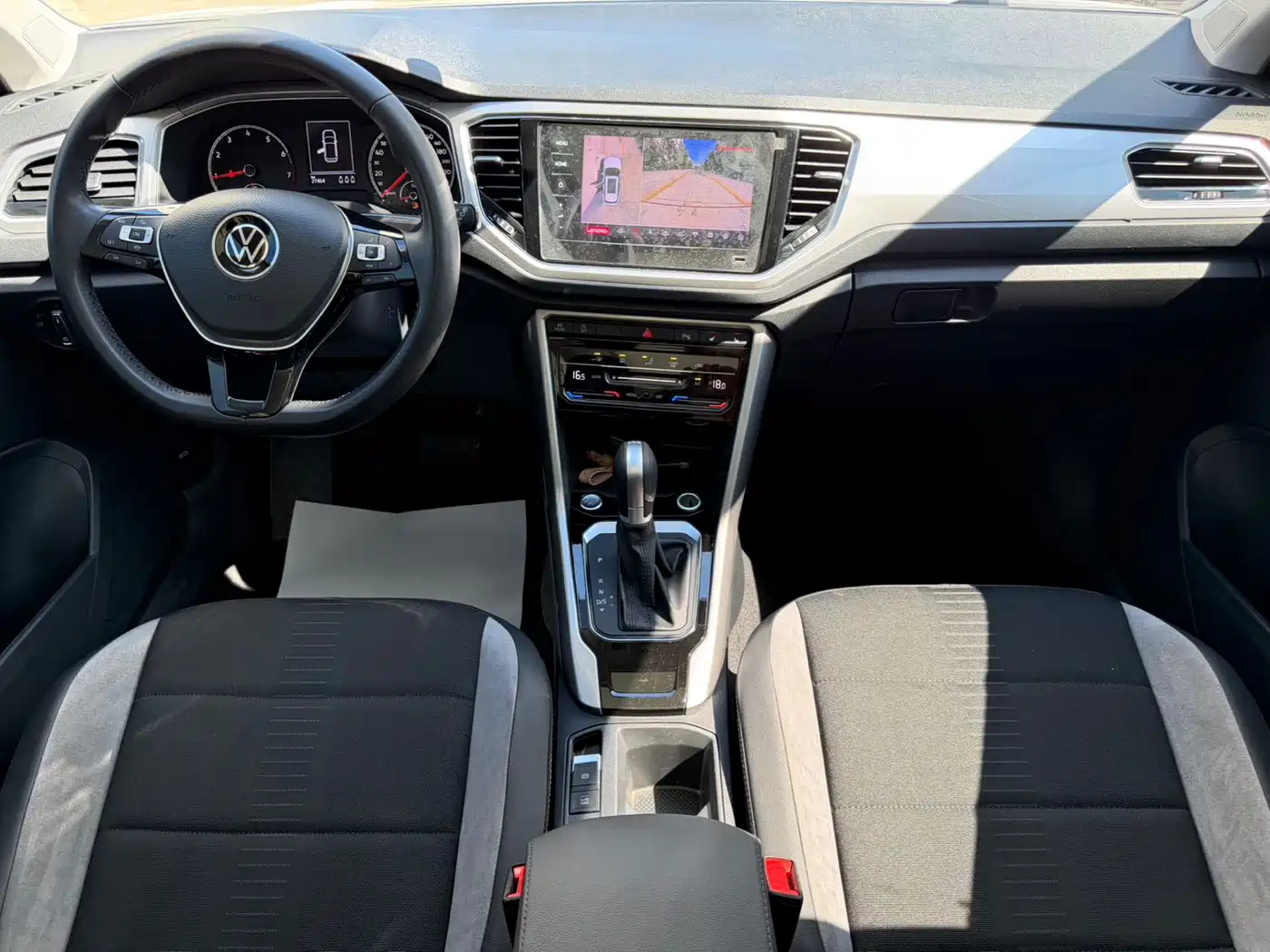 Volkswagen T-Roc, миниатюра 18