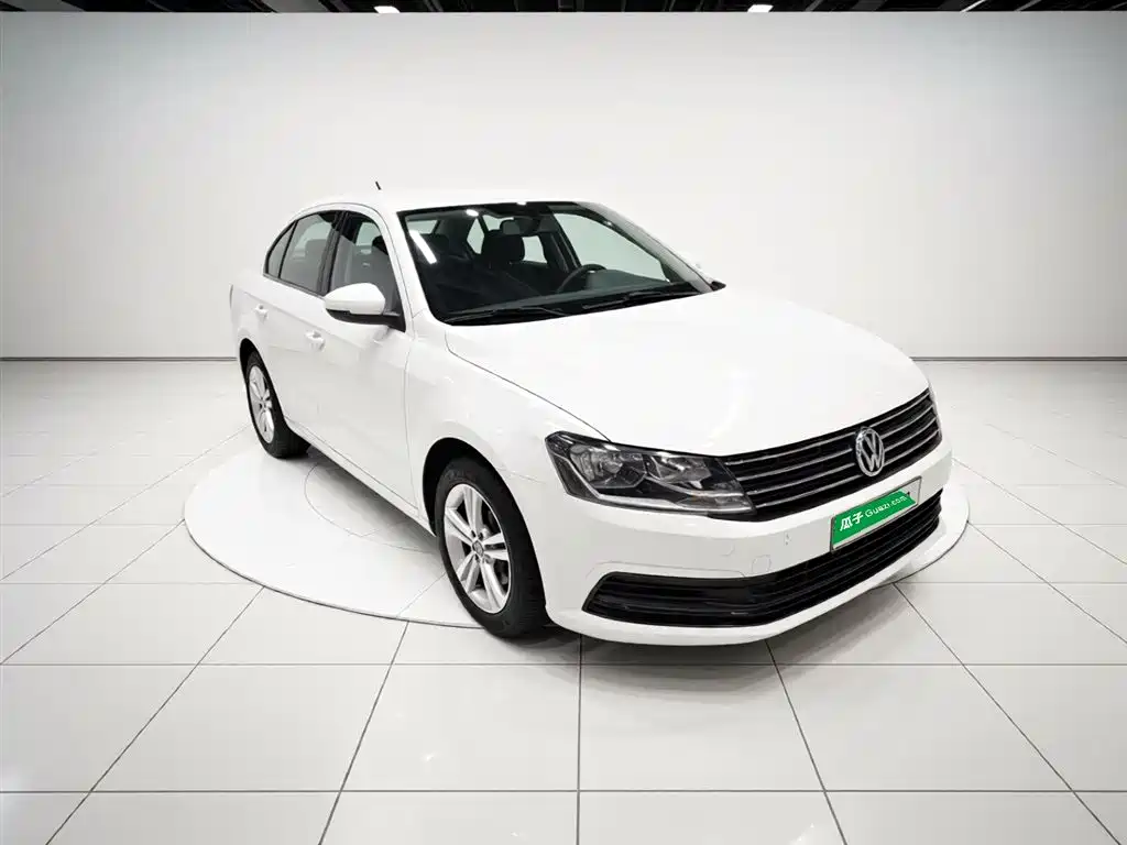 Volkswagen Lavida 2017 1.6L Automatic Trend Edition фото 4