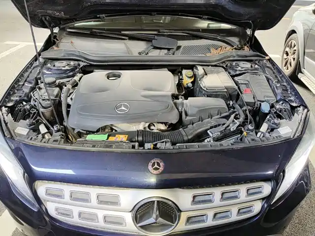 Mercedes-Benz GLA 2017 GLA 200 Dynamic — фото 3