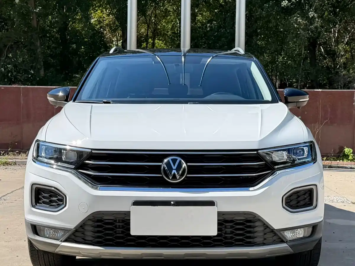 Volkswagen T-Roc, миниатюра 2