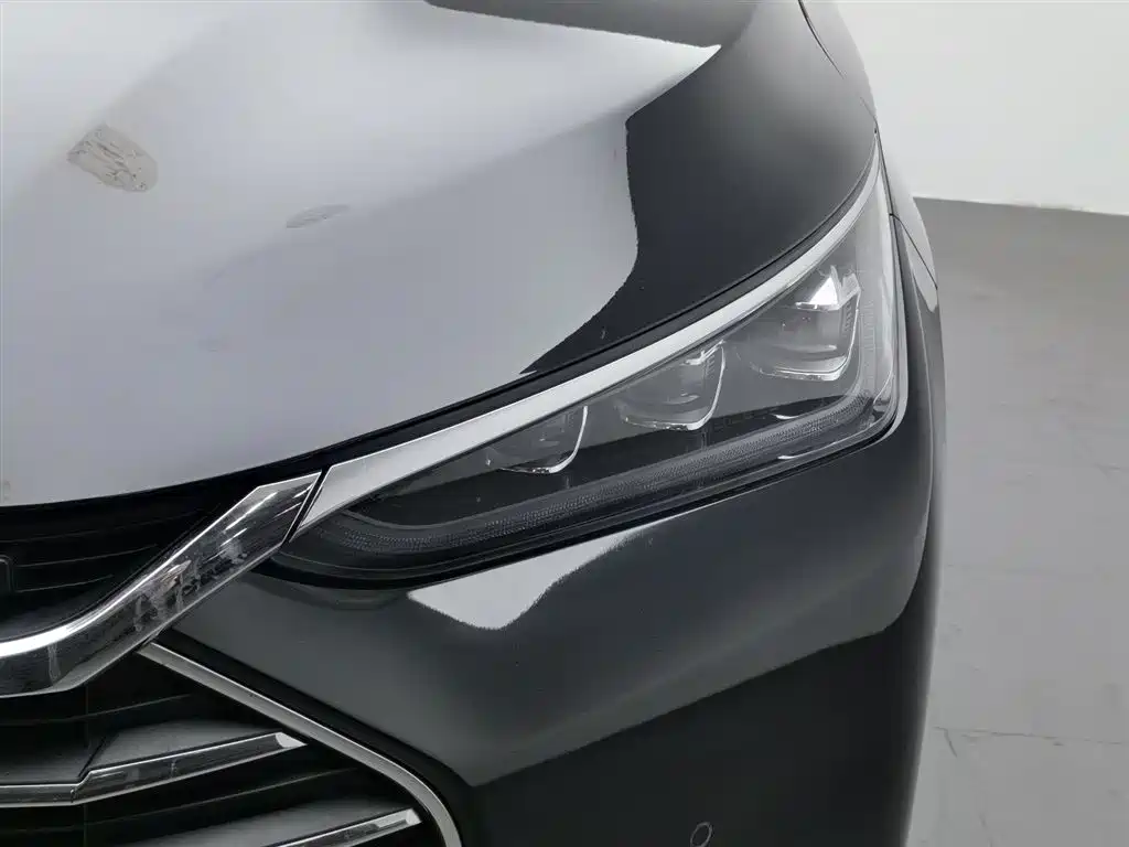 BYD TANG