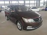 Фото 4 - Baojun 730