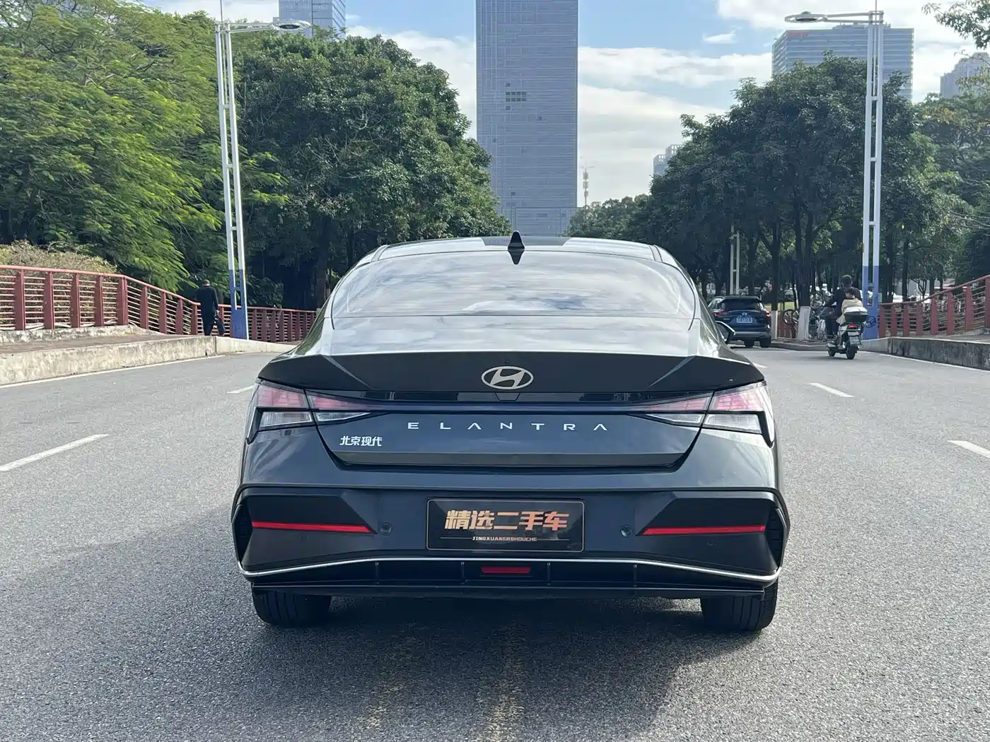Hyundai Elantra 2023 1.5L CVT GLX Elite Edition фото 21