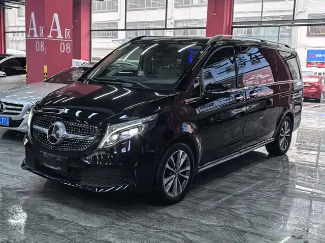 MERCEDES-BENZ V CLASS