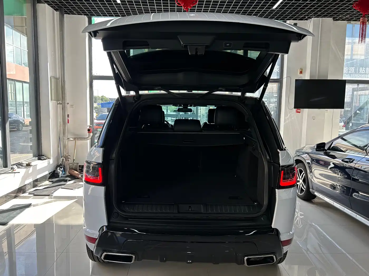 Land Rover Range Rover Sport 2014 5.0 SC V8 Dynamic Genesis Edition фото 28
