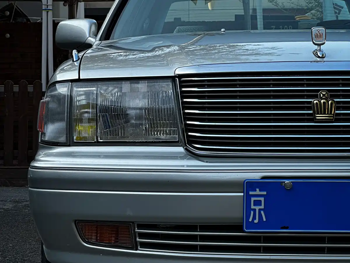 Toyota Crown 1996