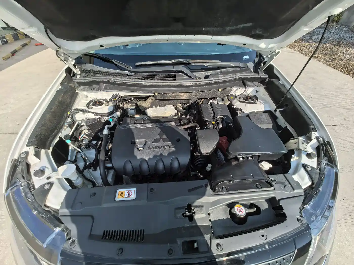 Mitsubishi Outlander 2021 2.4L 4WD Yaodong Edition 5-seater фото 25