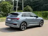 Photo 6 - Audi Q4 e-tron