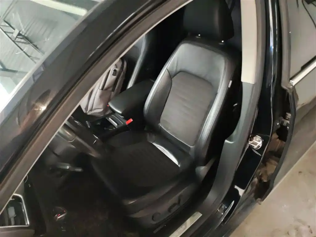 Volkswagen Magotan 2016 1.8TSI Smart Luxury фото 7