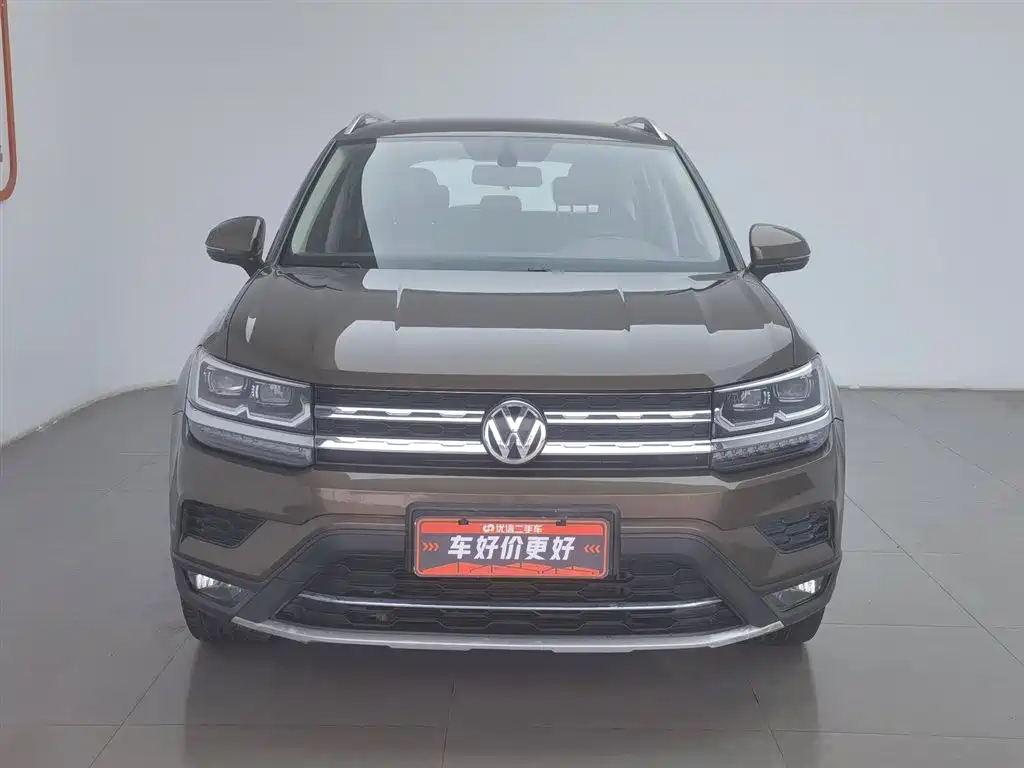 Volkswagen Tharu 2020 Facelift 330TSI 4WD Luxury PLUS Edition China VI фото 3