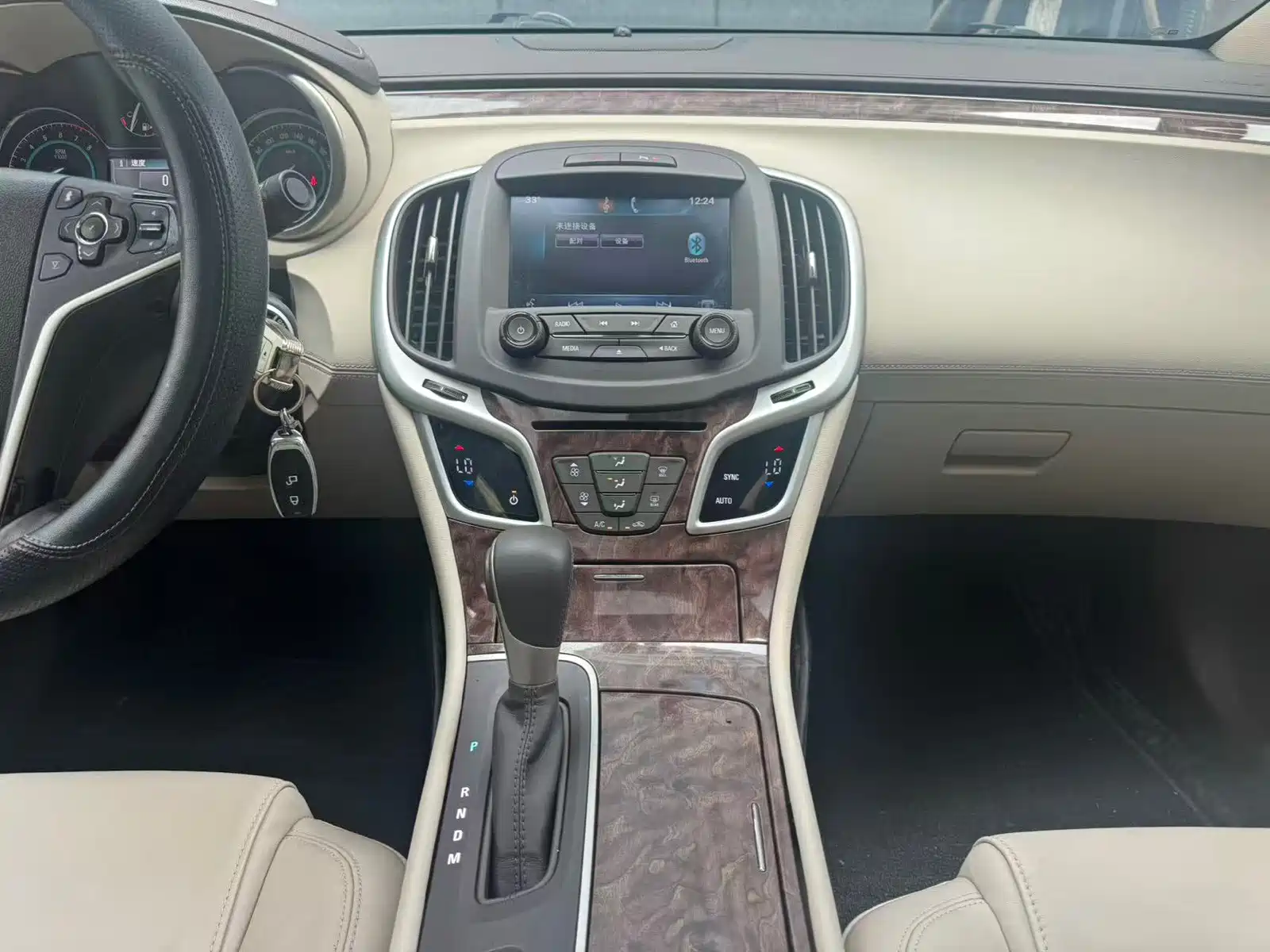 Фото 21 - Buick LaCrosse