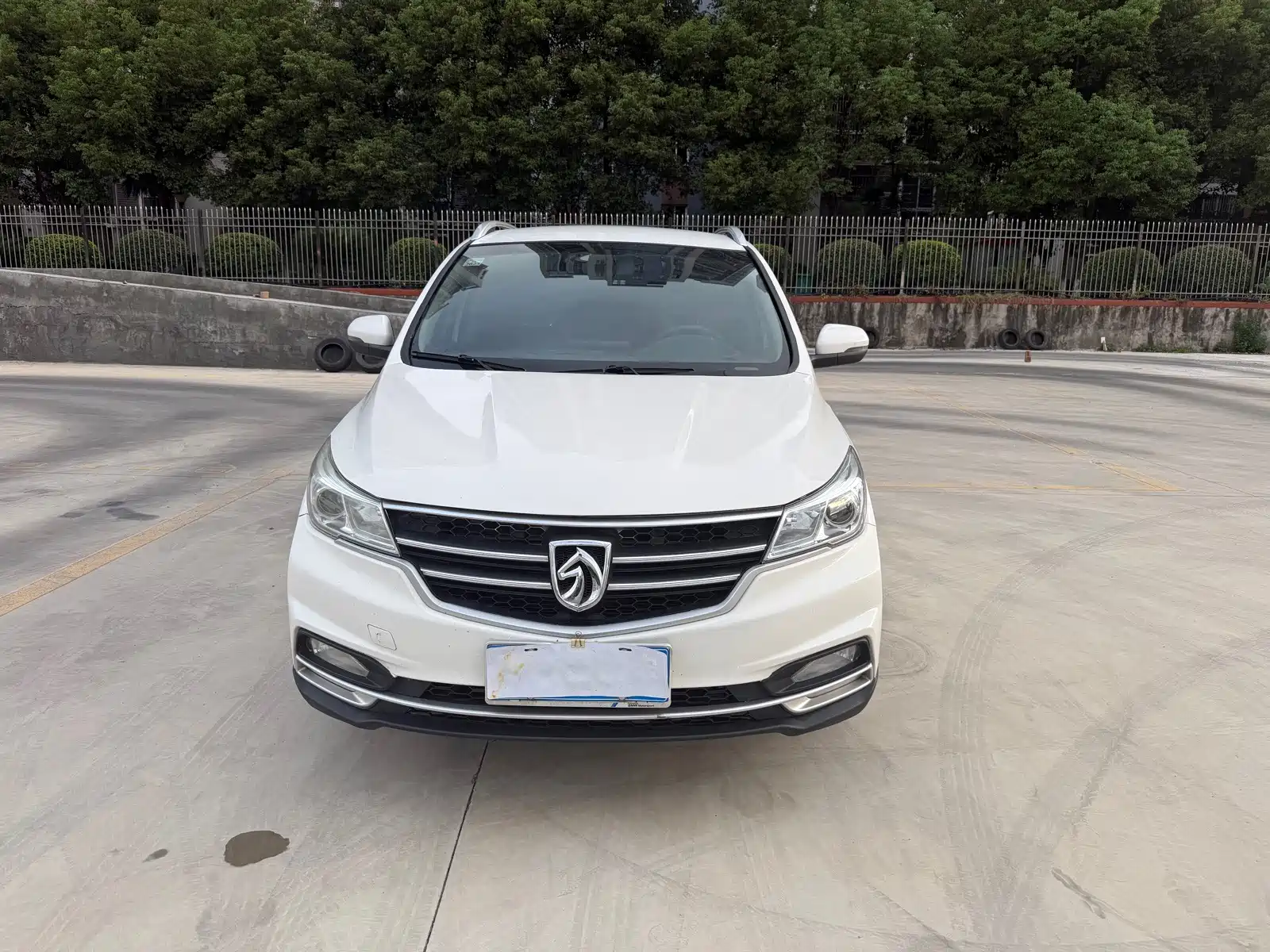 Фото 2 - Baojun 730