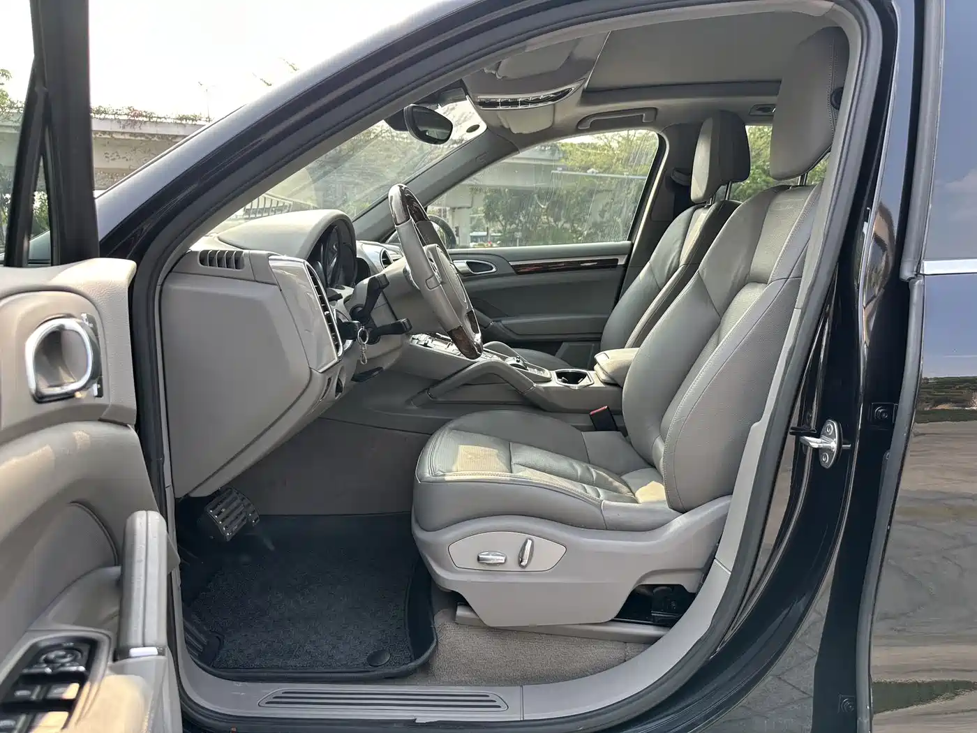 Porsche Cayenne 2011 Cayenne 3.0T фото 6