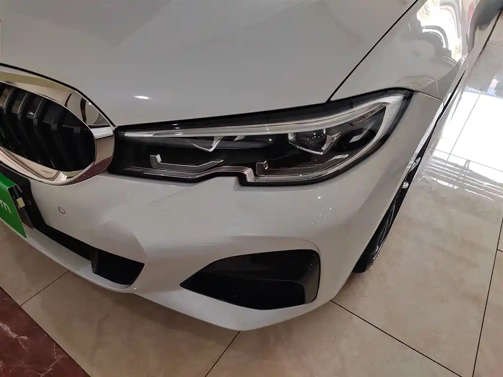 BMW 3 Series 2022 325Li M Sport Package фото 24