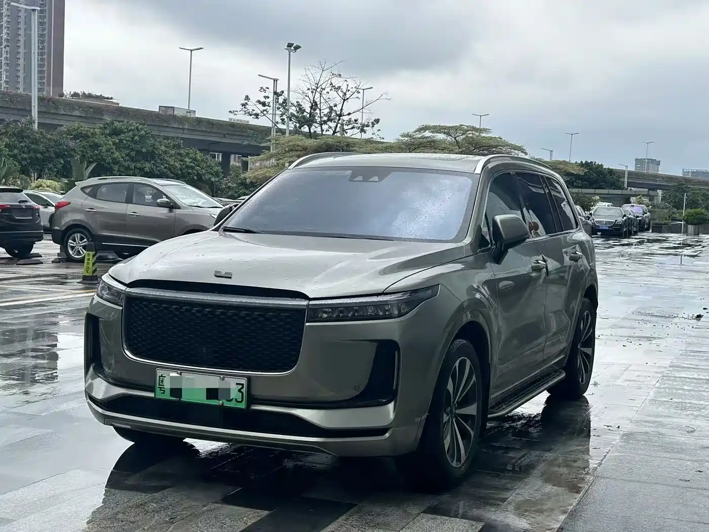 Li Auto Li ONE 2020 Extended Range 6-seater
