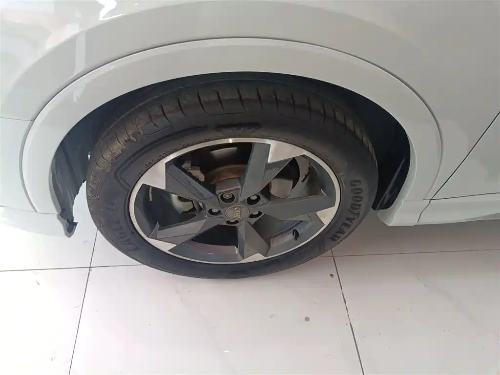 Audi Q3 2019 35 TFSI Fashion Sport фото 23