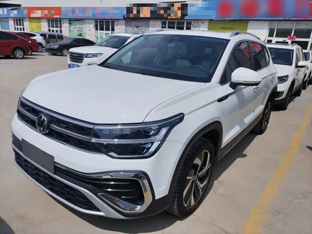Volkswagen Tharu 2023 300TSI 2WD Full Moon Edition