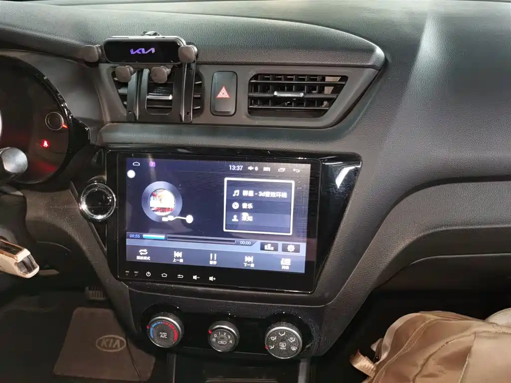 Kia K2 2015 Sedan 1.4L AT GLS фото 9