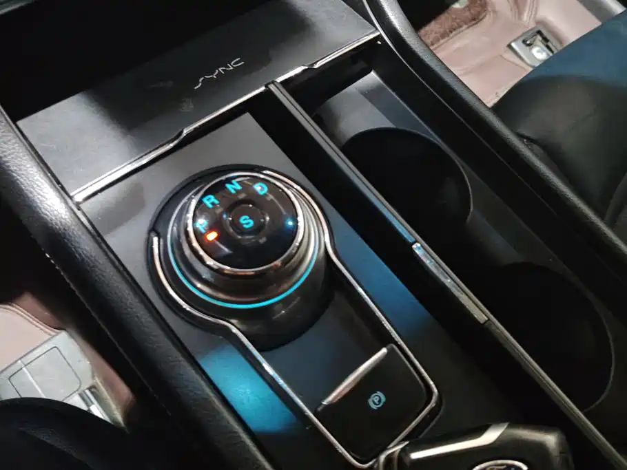 Ford Taurus 2016 2015 EcoBoost 245 Fashion