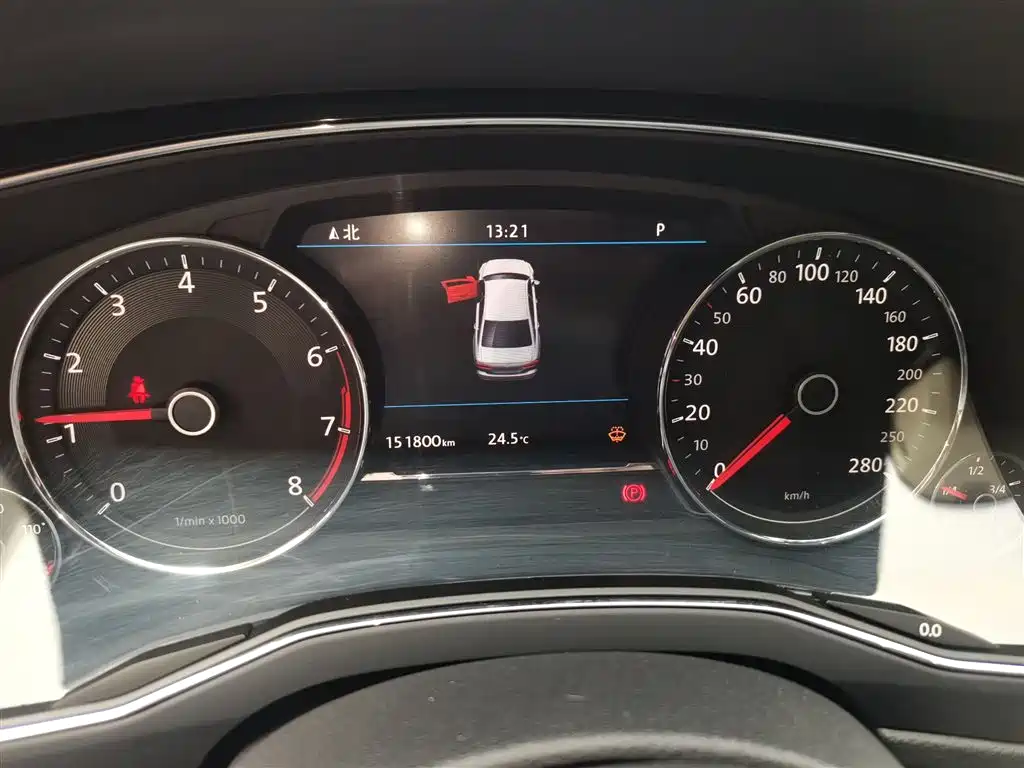Volkswagen Phideon 2018 Facelift 380TSI FWD Business фото 12