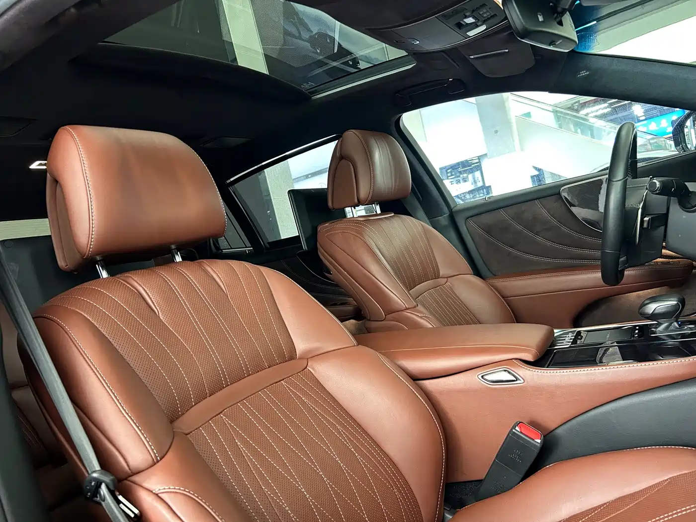 LEXUS LS