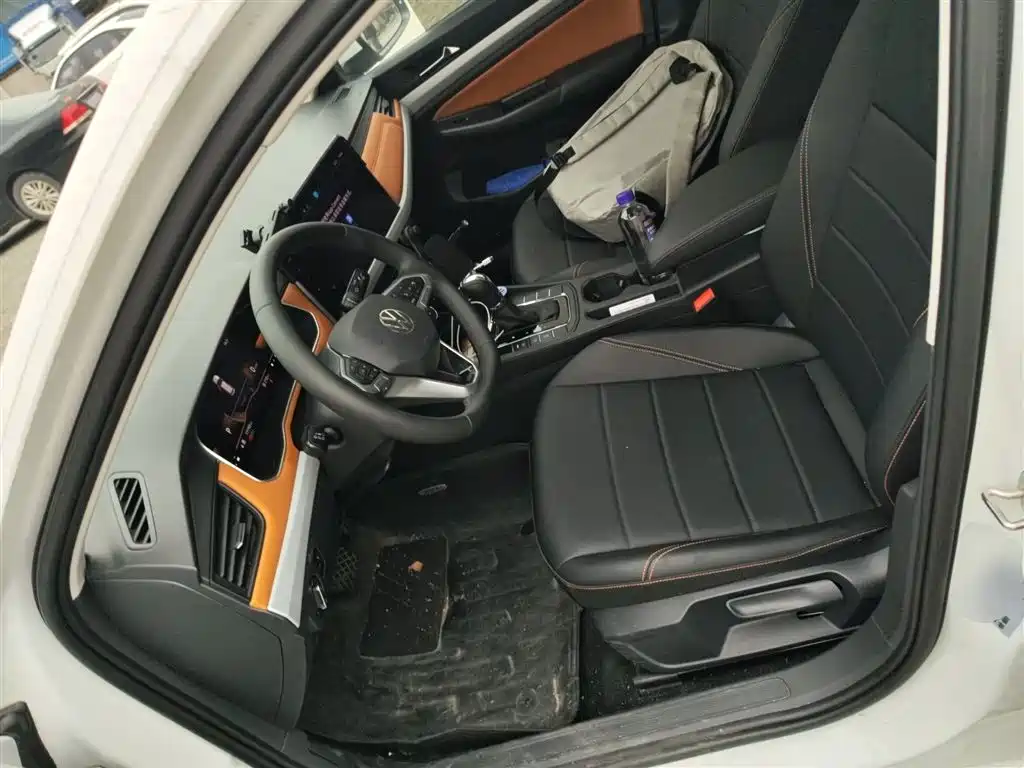 Volkswagen Bora 2025 200TSI DSG Joy Ride Navigation Edition фото 8