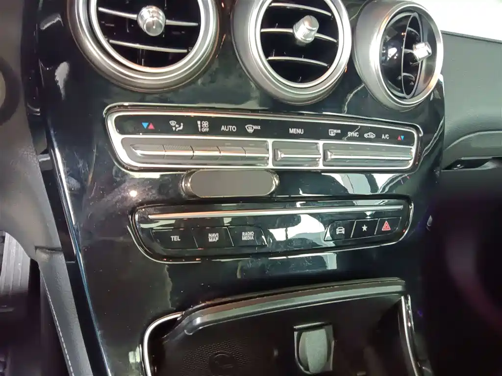 Mercedes-Benz GLC 2020 GLC 300 L 4MATIC Dynamic фото 13