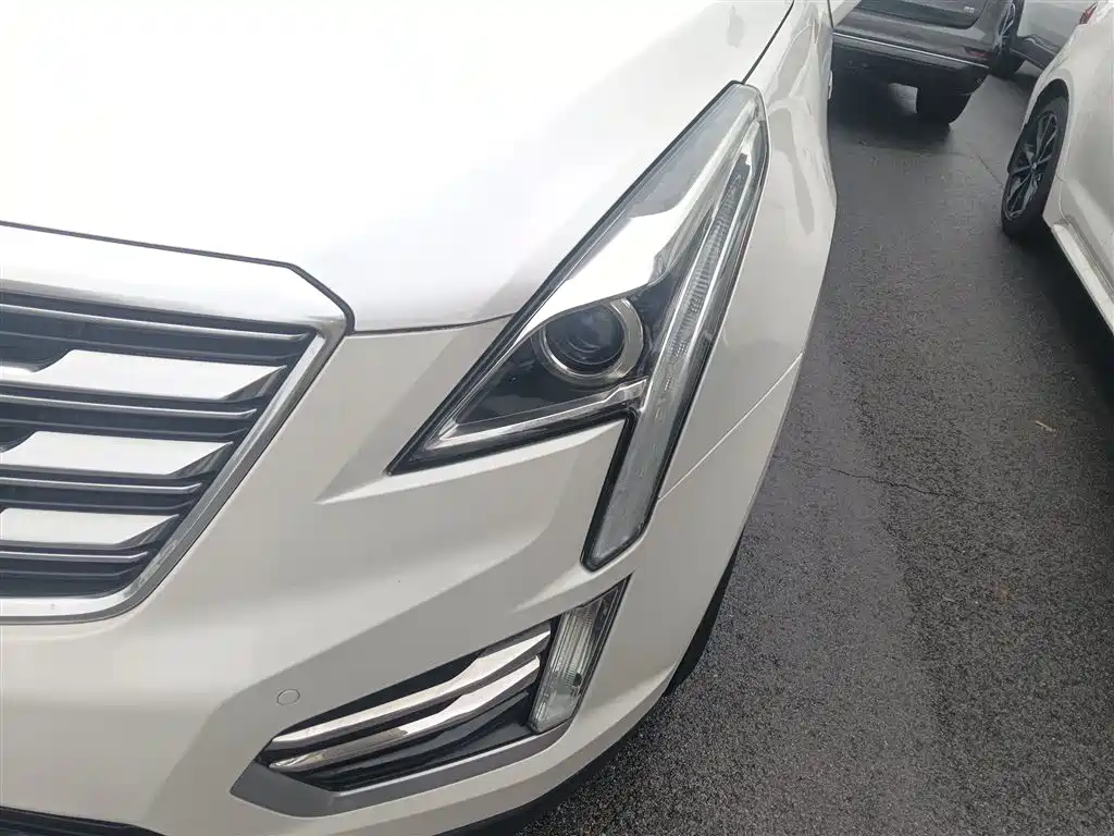 Cadillac XT5 2018 25T Luxury фото 24