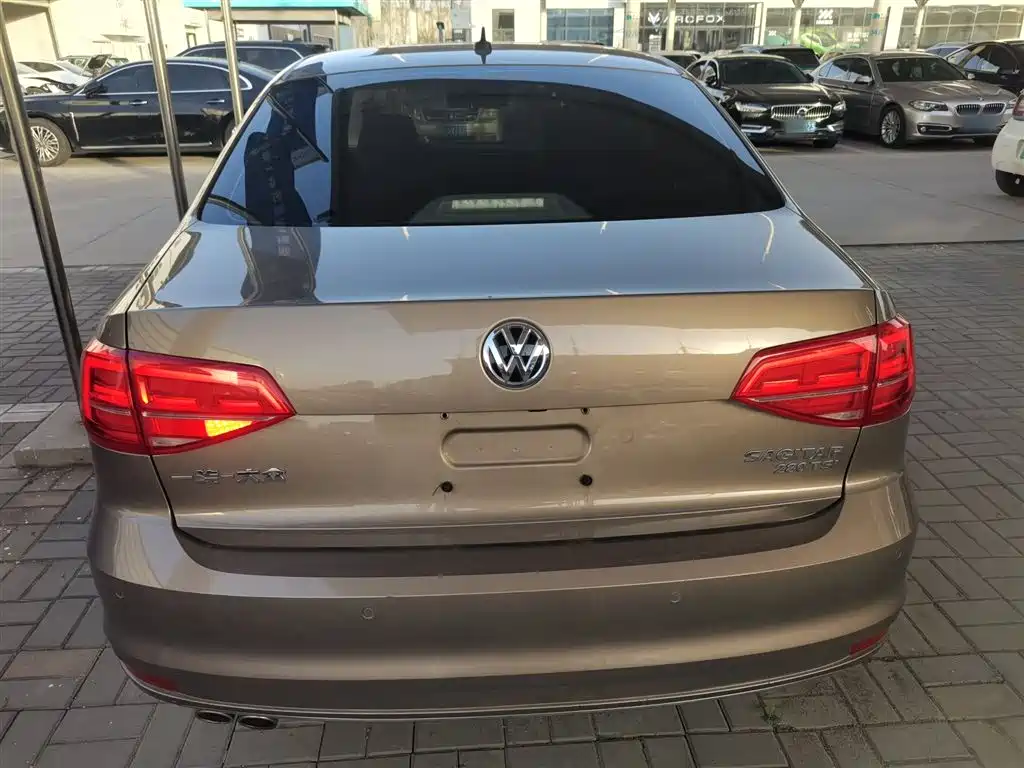 Volkswagen Sagitar 2015 280TSI Automatic Flagship фото 4