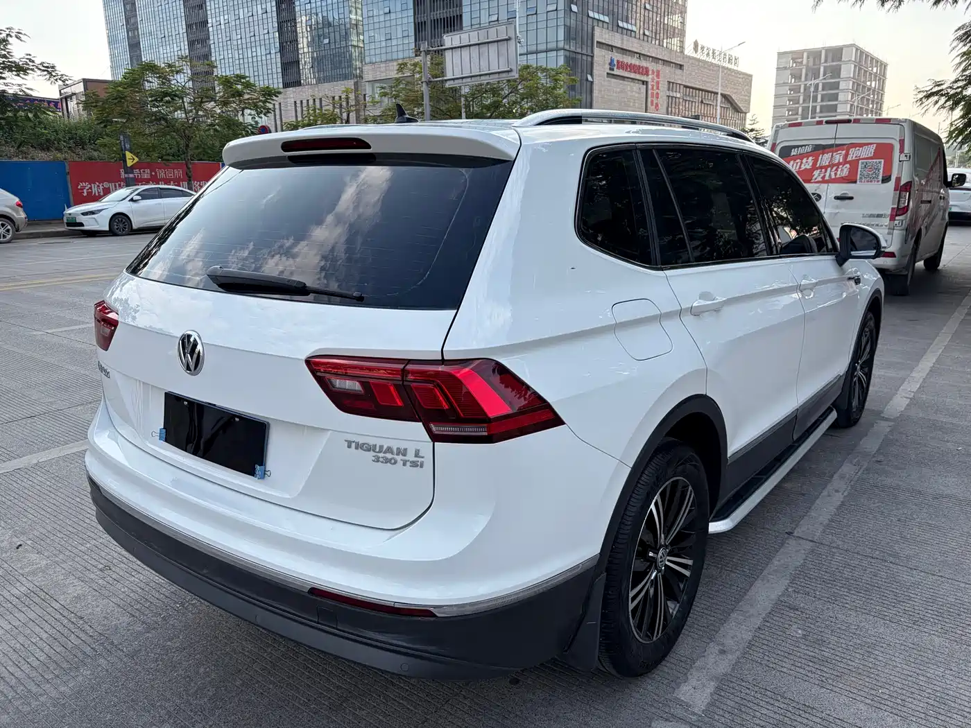 Volkswagen Tiguan L 2019 330TSI Automatic 2WD Panorama Comfort Edition China VI фото 7