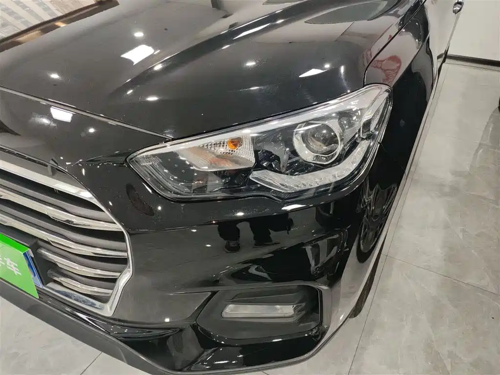 Hyundai Beijing Hyundai ix35 2019 2.0L Automatic 2WD Zhiyong·Smooth Enjoy China VI фото 18
