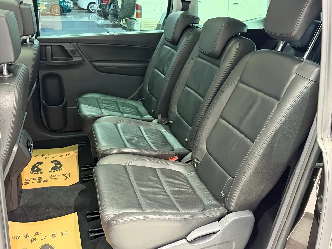 Volkswagen Sharan 2013 1.8TSI Comfort фото 7