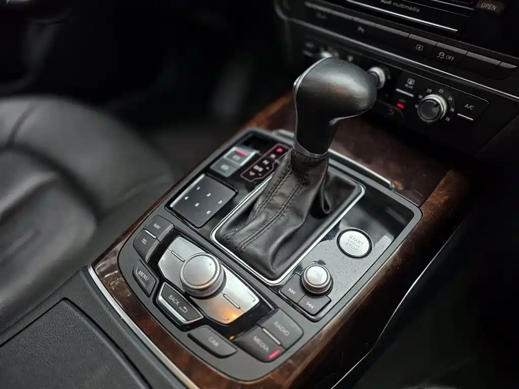 Audi A6L 2014 TFSI Standard фото 16