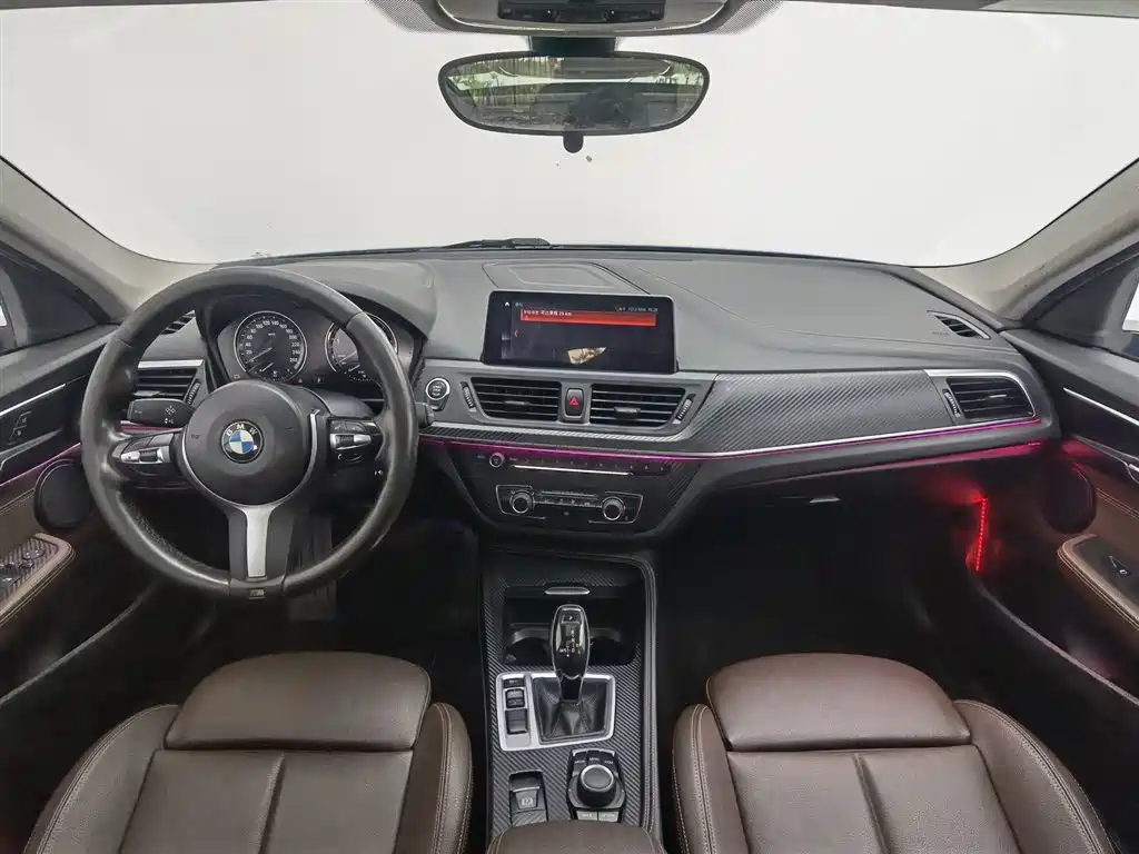 BMW 1 Series 2020 Model 120i M Sport Package фото 5