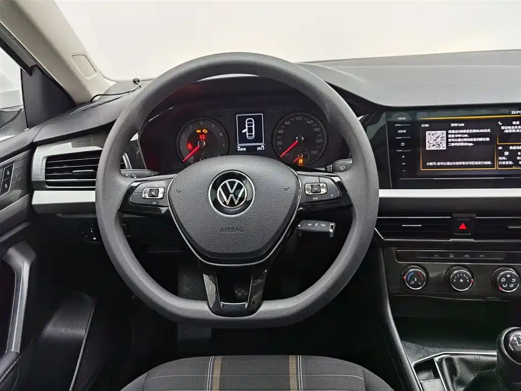 Volkswagen Lavida 2021 1.5L Manual Comfort Edition фото 11