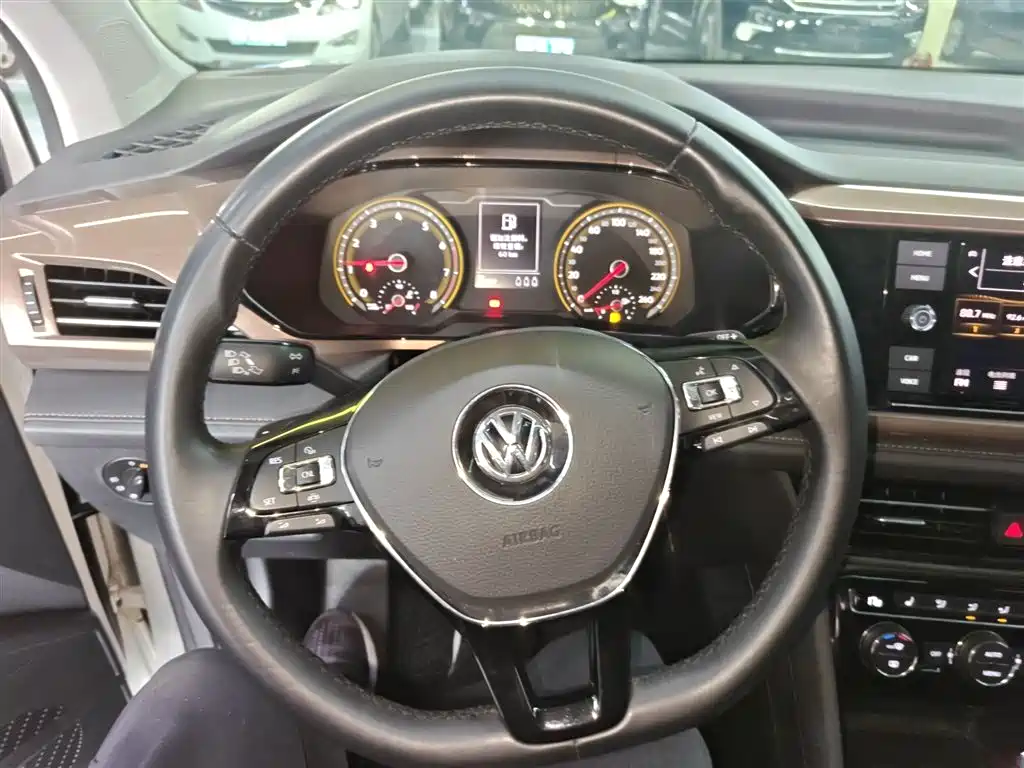 Volkswagen Tharu 2019 330TSI AWD Luxury Edition China VI фото 3