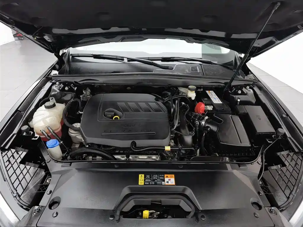 Ford Taurus 2016 EcoBoost 180 Luxury фото 6