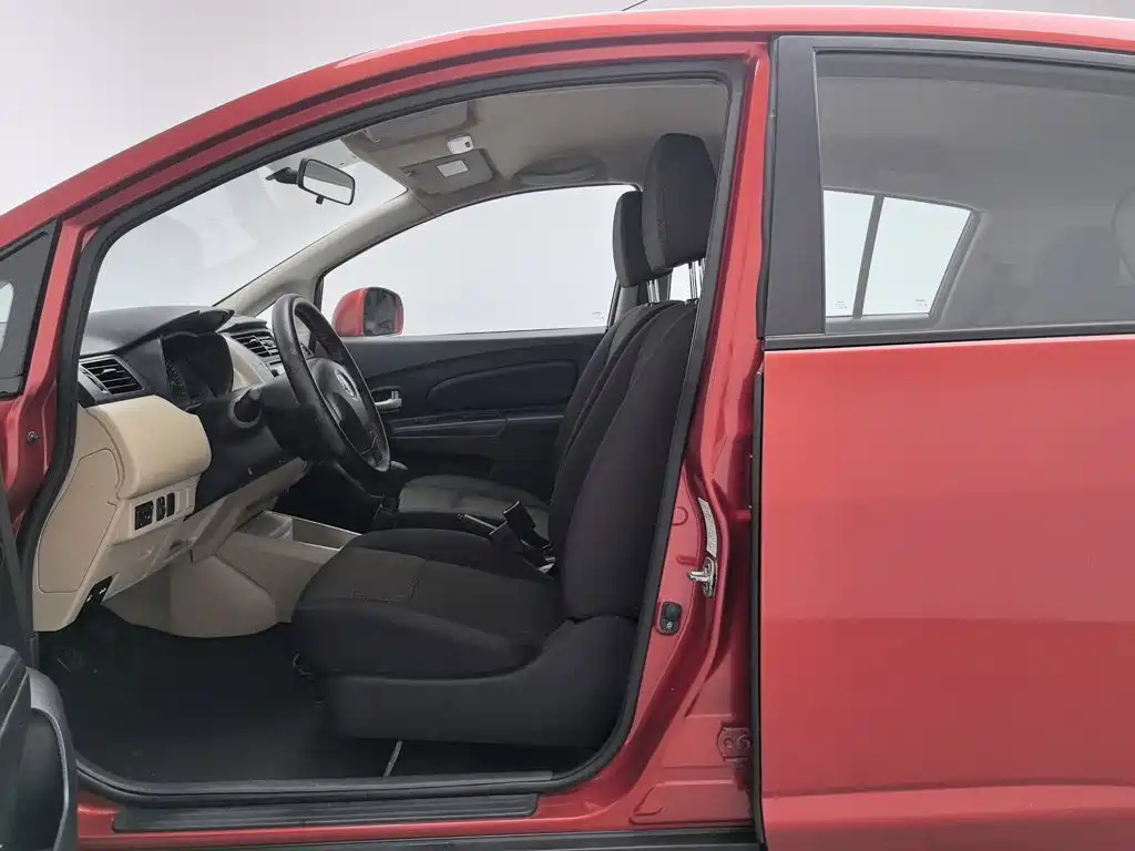 Venucia R50 2014 2013 1.6L Manual Fashion