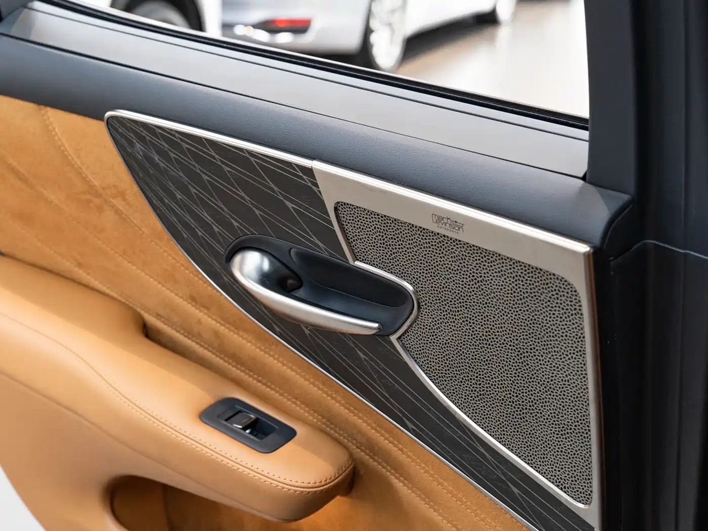  Lexus Lexus LS 2021 500h Executive Edition 18