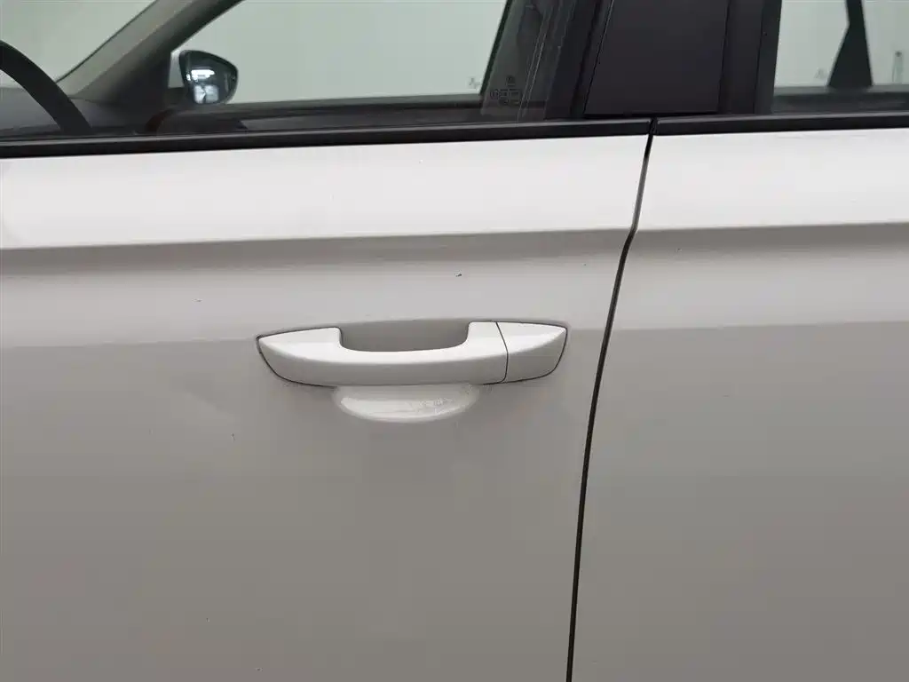 Volkswagen Bora 2018 1.5L Manual Fashion фото 18
