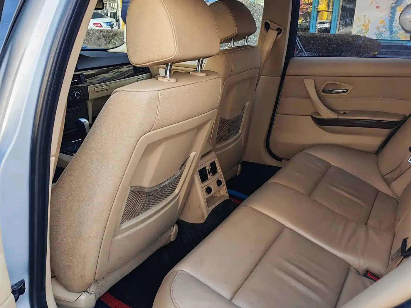 BMW 3 Series (Import) 2010 325i Luxury фото 6