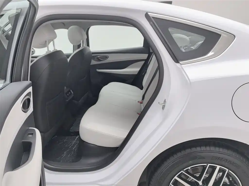 BYD Hai Bao 05 DM-i 2025 DM-i Smart Driving Edition 120KM Flagship фото 15
