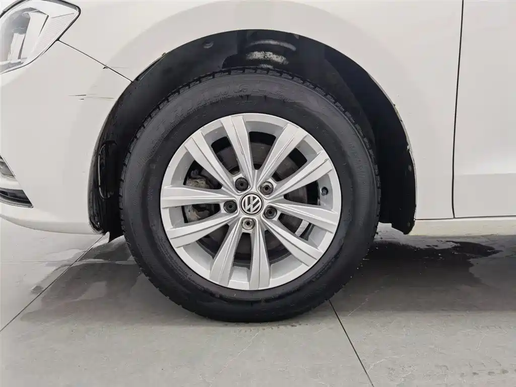 Volkswagen Bora 2018 1.5L Manual Fashion фото 17